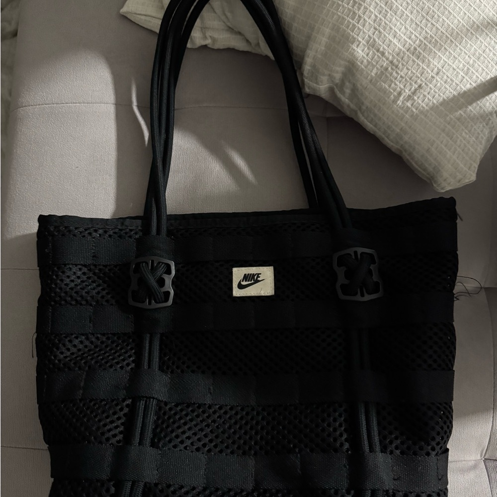 Nike Black Textured Tote Bag